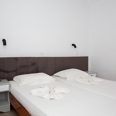 Sea Breeze 2 Apartments マスティハリ エクステリア 写真