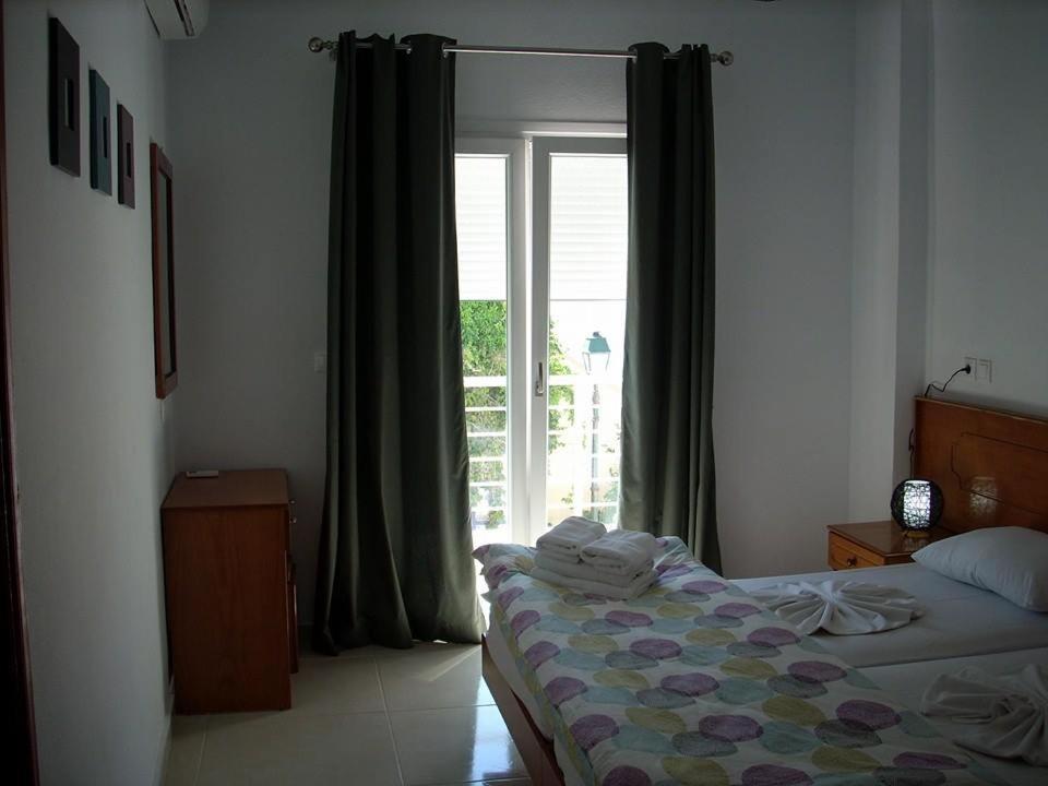 Sea Breeze 2 Apartments マスティハリ エクステリア 写真