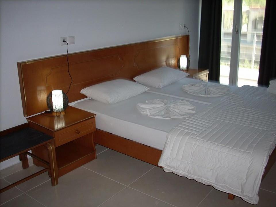 Sea Breeze 2 Apartments マスティハリ エクステリア 写真