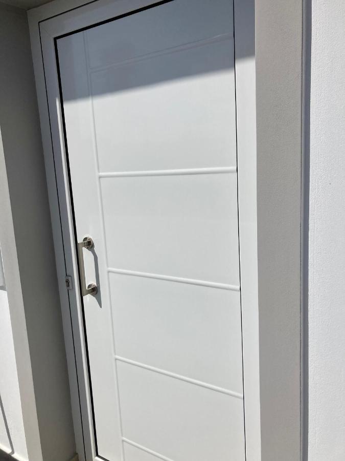 Sea Breeze 2 Apartments マスティハリ エクステリア 写真