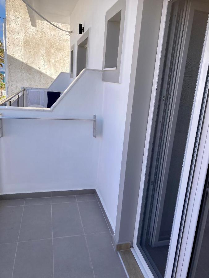 Sea Breeze 2 Apartments マスティハリ エクステリア 写真