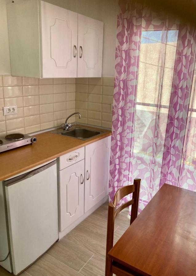 Sea Breeze 2 Apartments マスティハリ エクステリア 写真